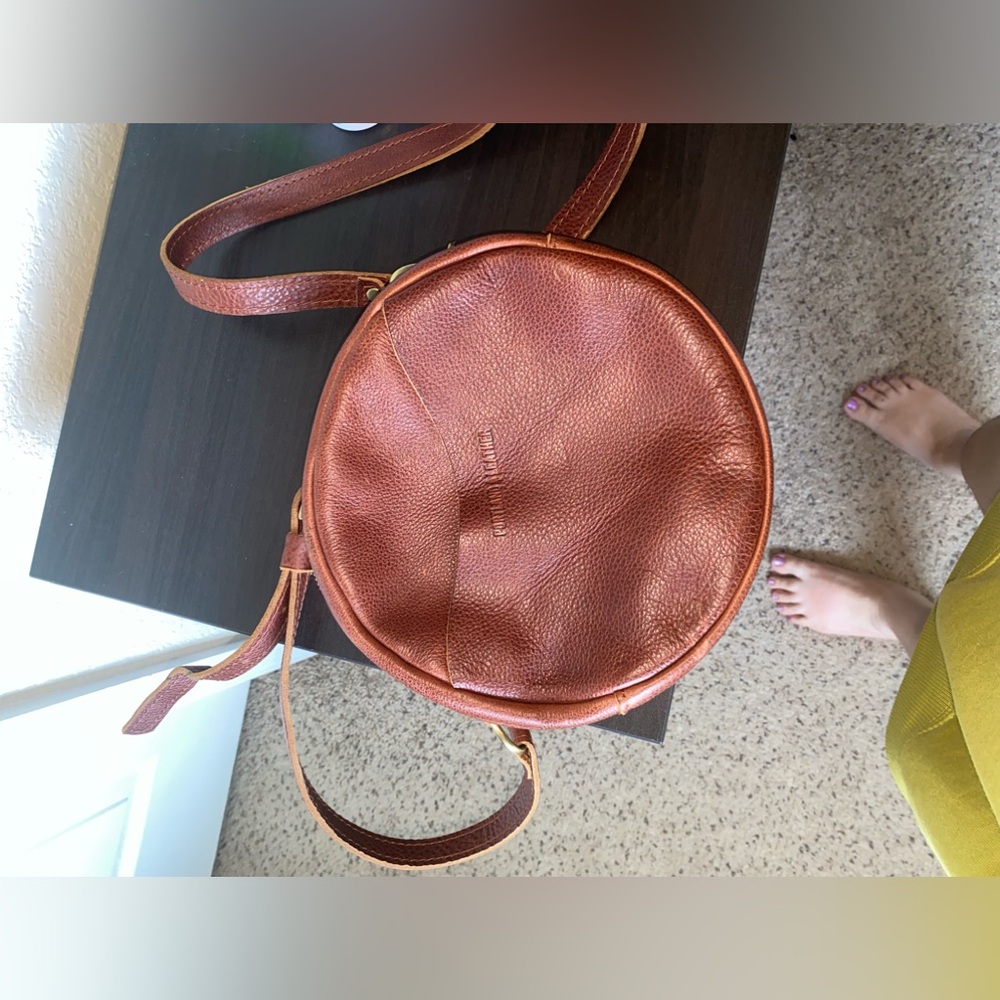 Large circle bag Portland leather